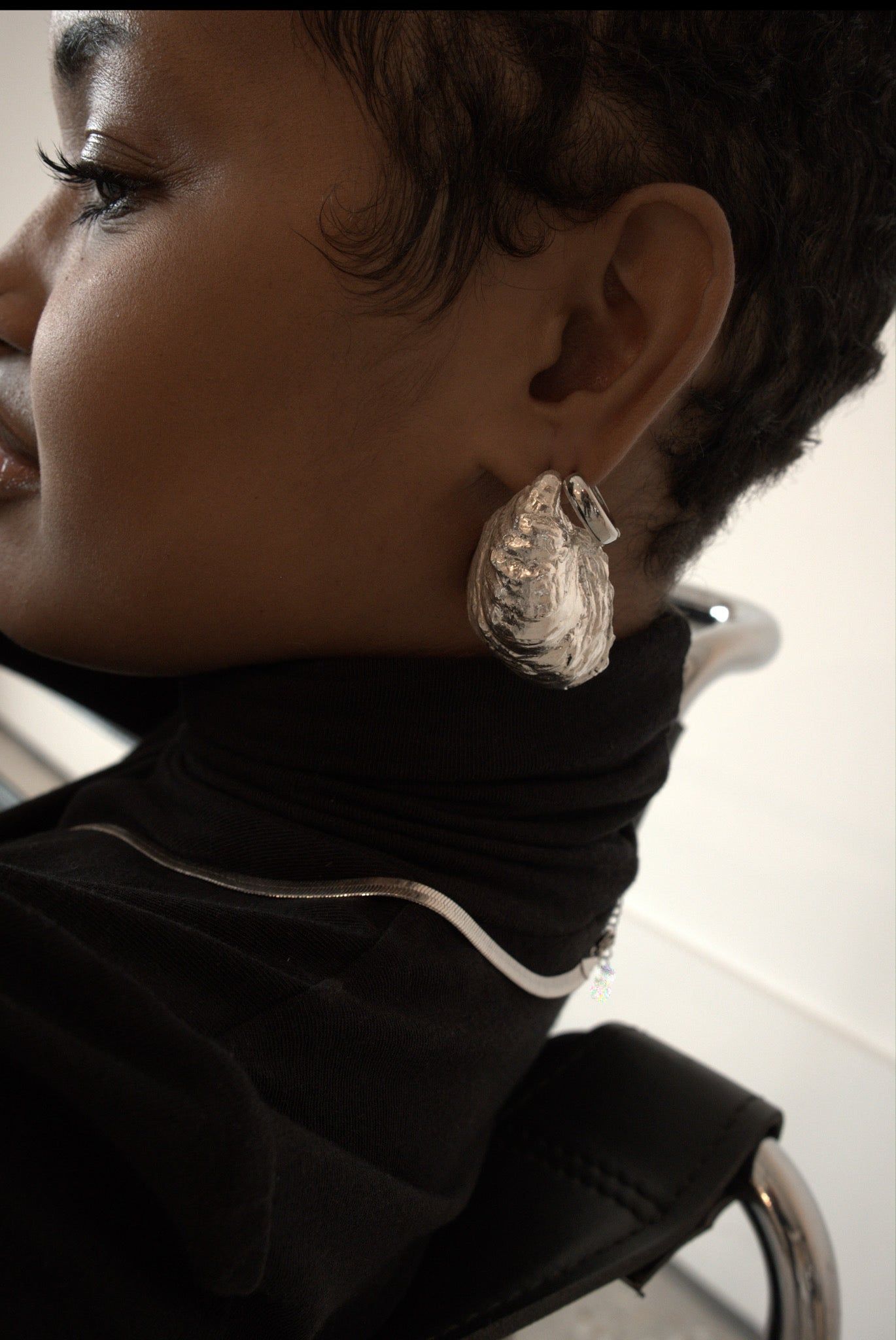 Oyster Shell Earrings - Iris 1956