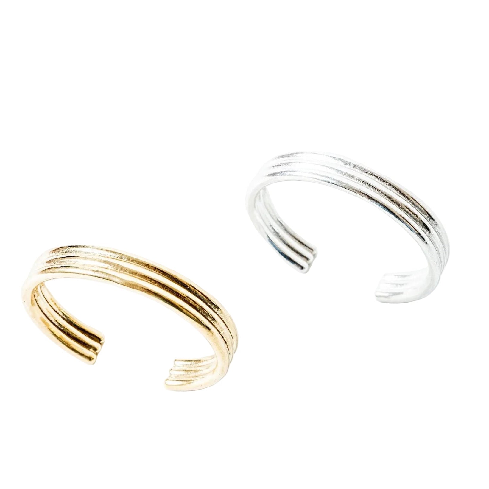 The Grounded Cuff Bracelet - Iris 1956