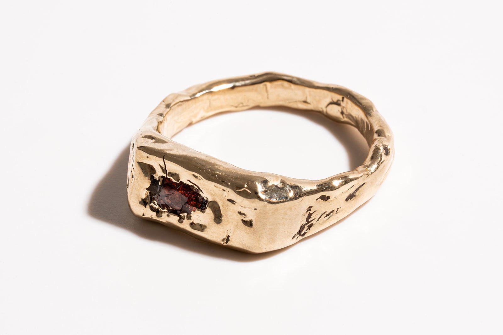 Regal, Molten Signet- one of one - Iris 1956