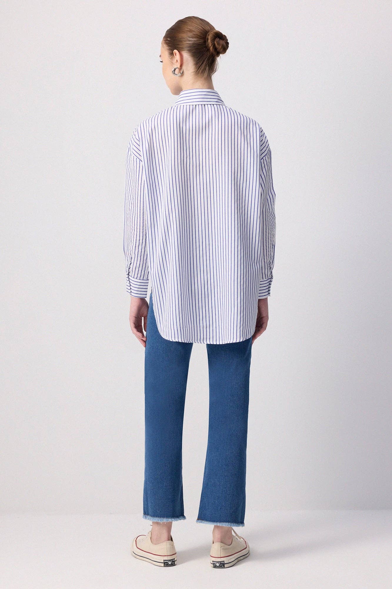 CLASSIC STRIPED OVERSIZED SHIRT - COTTON BLEND: Navy Blue / M