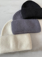 ROYAL ANGORA BEANIE -Black