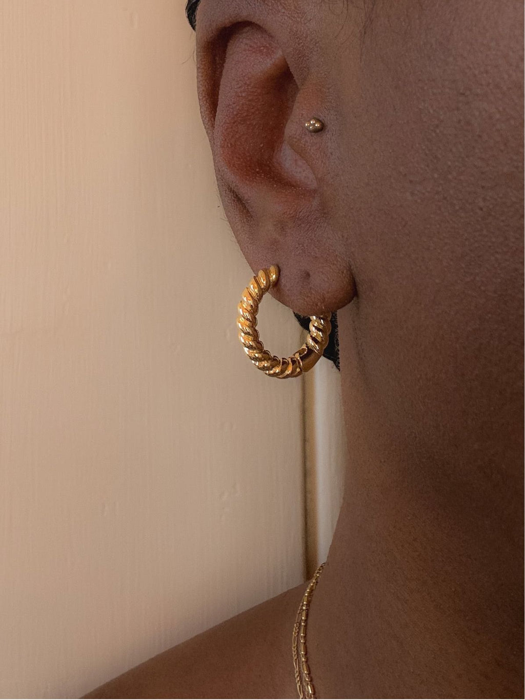 Rome Thick Twisted Huggies - Iris 1956