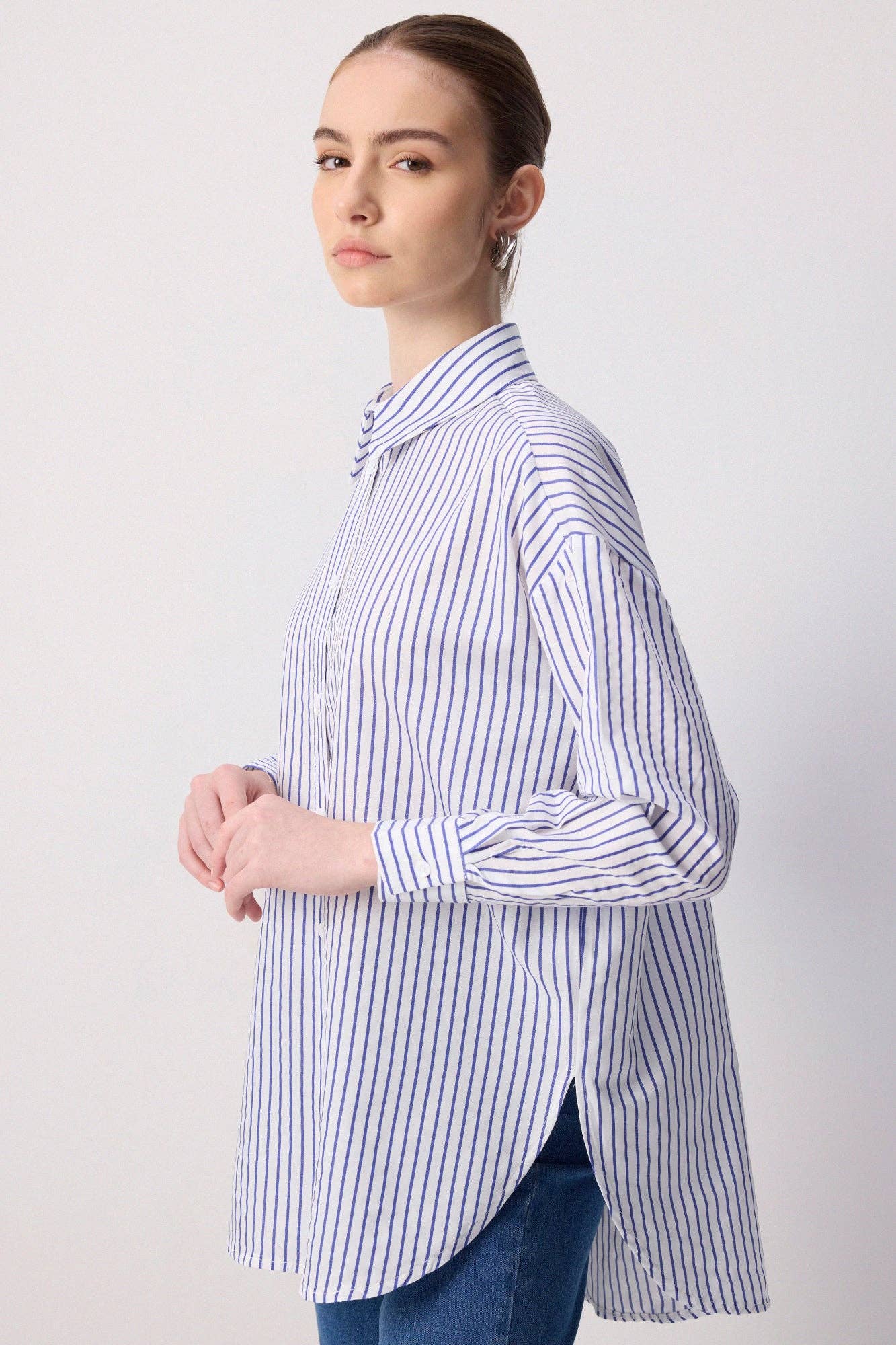 CLASSIC STRIPED OVERSIZED SHIRT - COTTON BLEND: Navy Blue / M