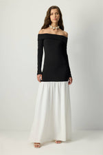 Off-Shoulder Two-Tone Evening Gown: Black / L