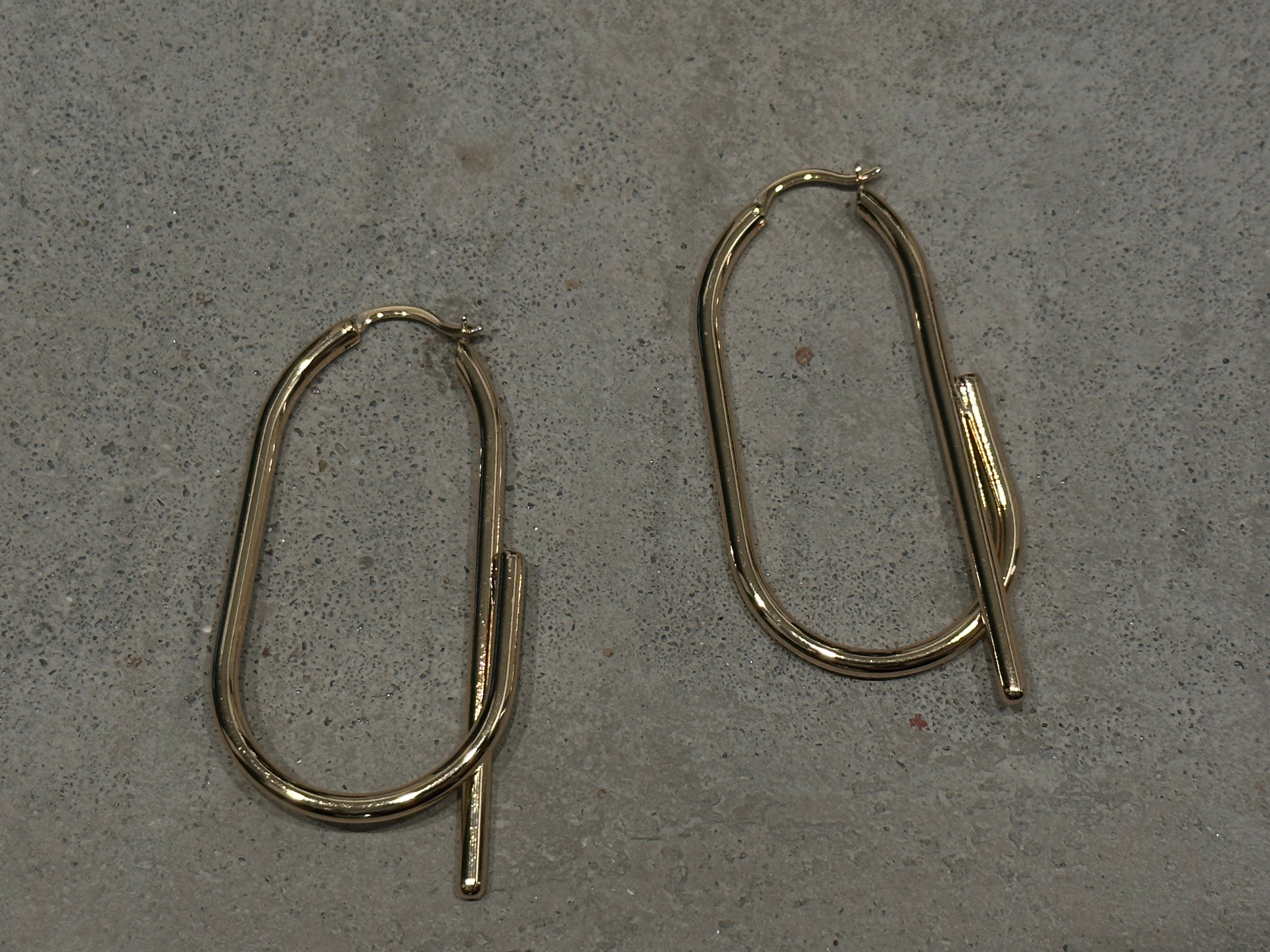 Asymmetry Horn Hoops - Iris 1956